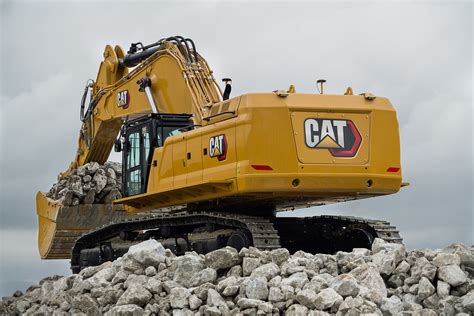 large caterpillar excavators